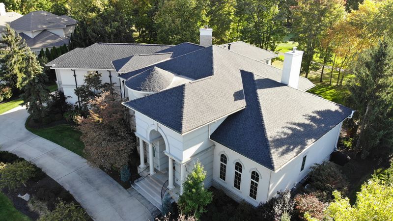 Roof Revivers, the best roof replacement company in the US.