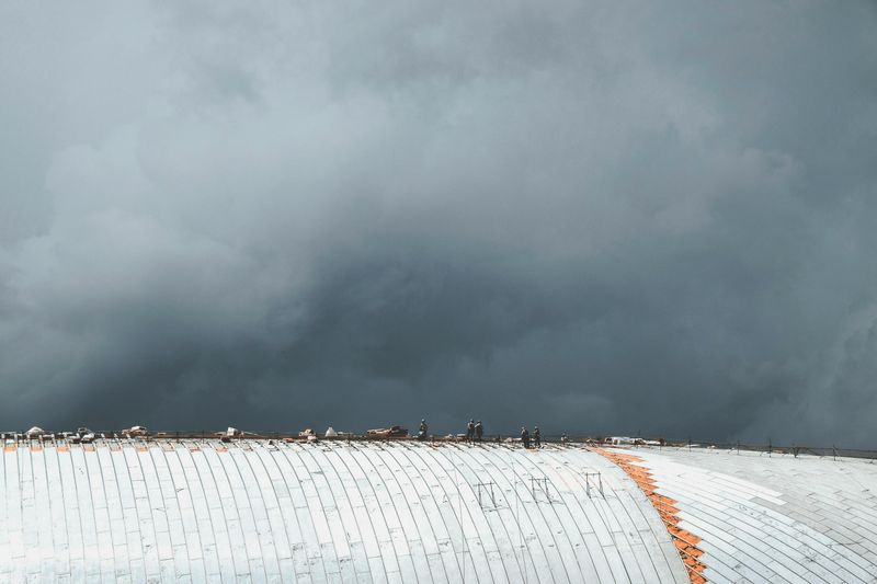 Roof Revivers is here to help when wind damage occurs. We are a roofing company in New Albany, Ohio.